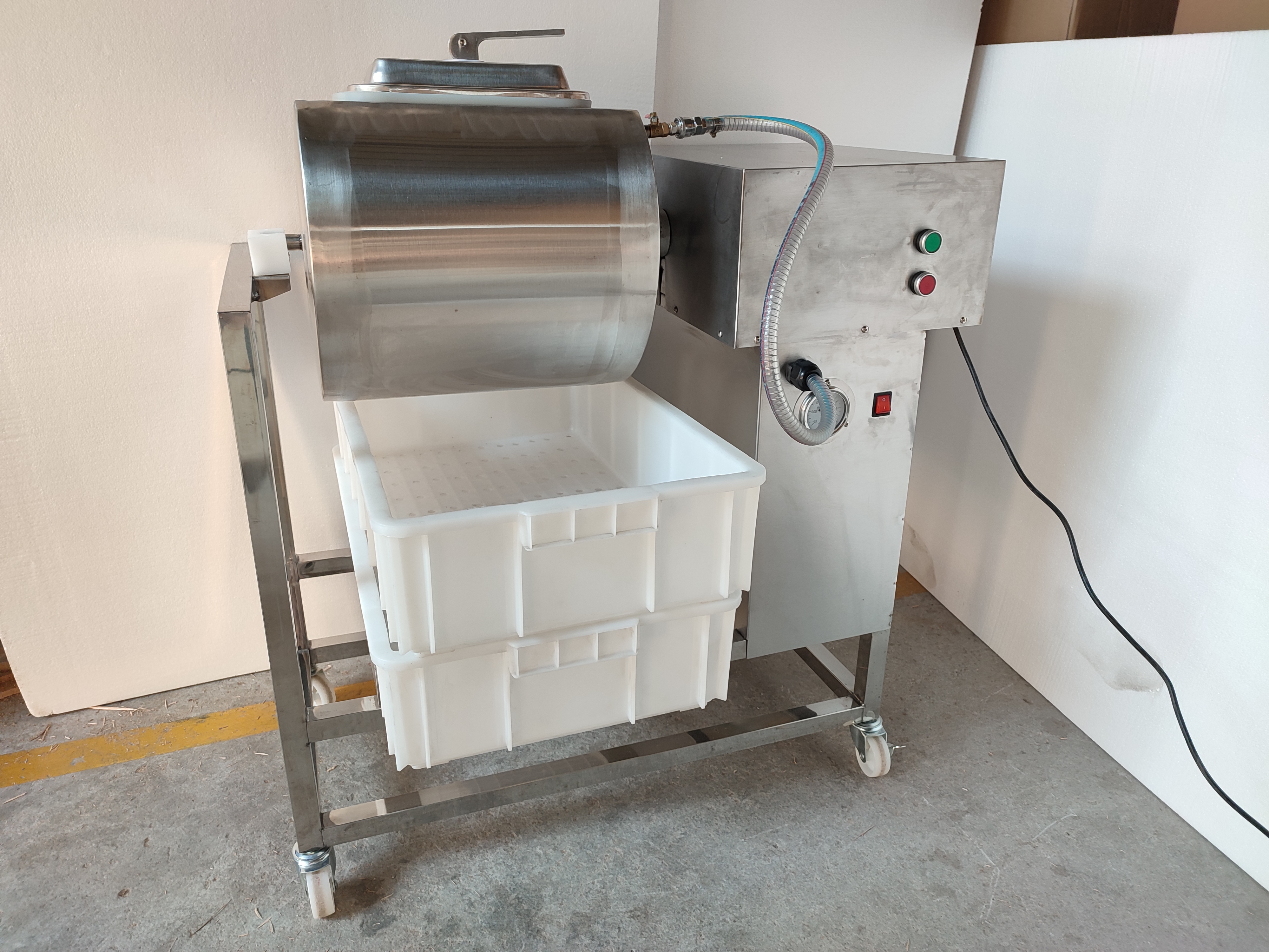 230ee3a04c0f52fbb293d6ece904b18