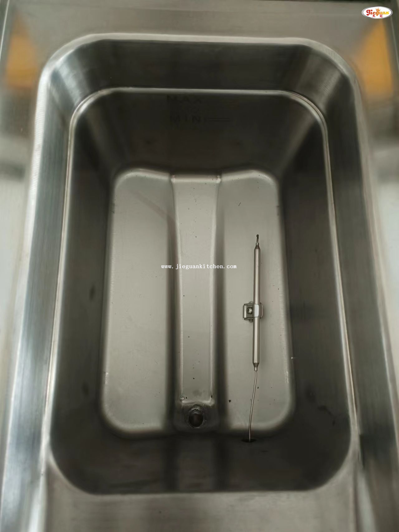 قلاية عميقة غاز بخزان واحد 14 لتر